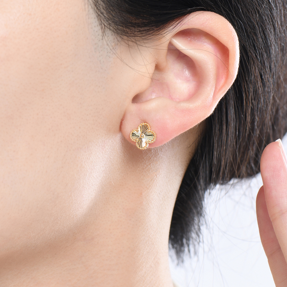 Tara Clover Stud Earrings - 925 Silver Post
