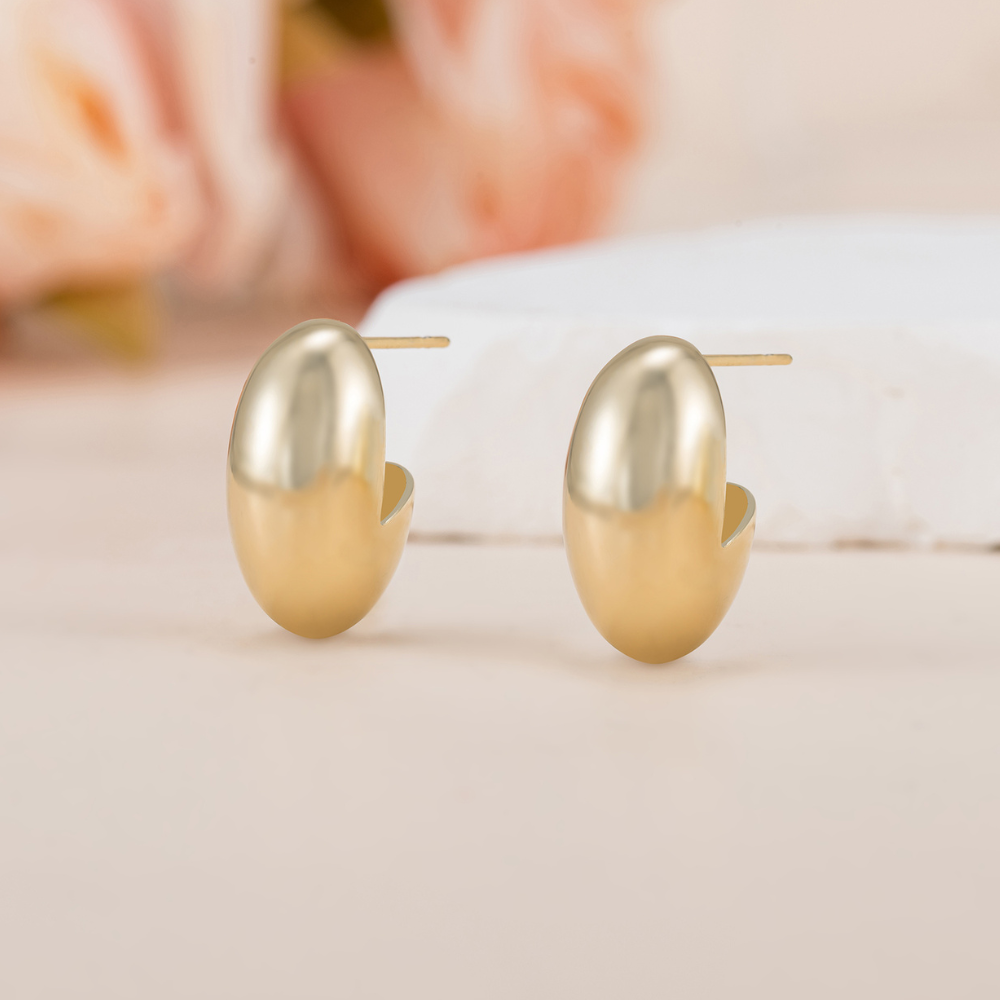 Bella Pebble Stud Earrings