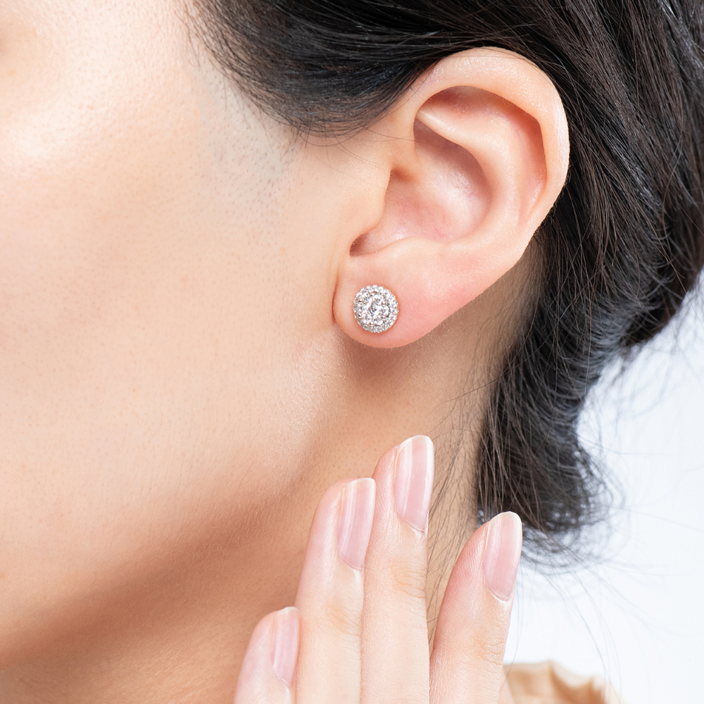 Alicia Flower Stud Earrings