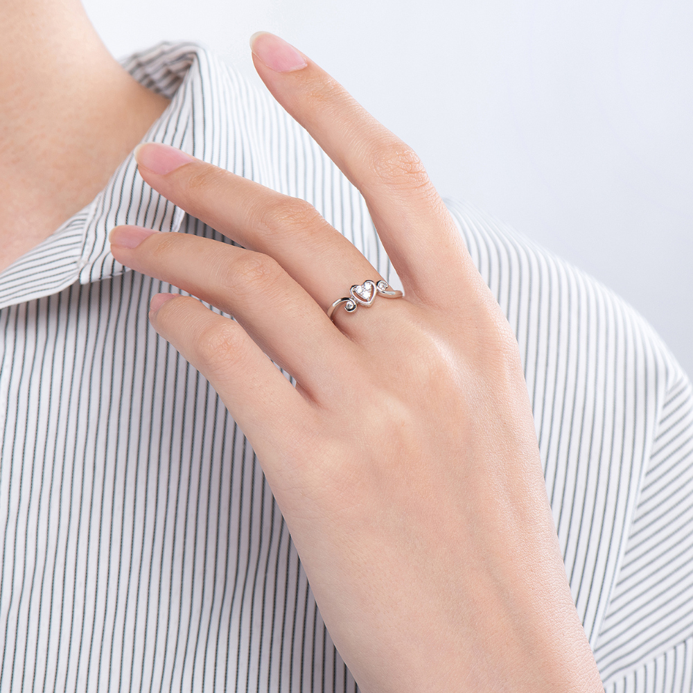 Ever After Scroll Heart Ring
