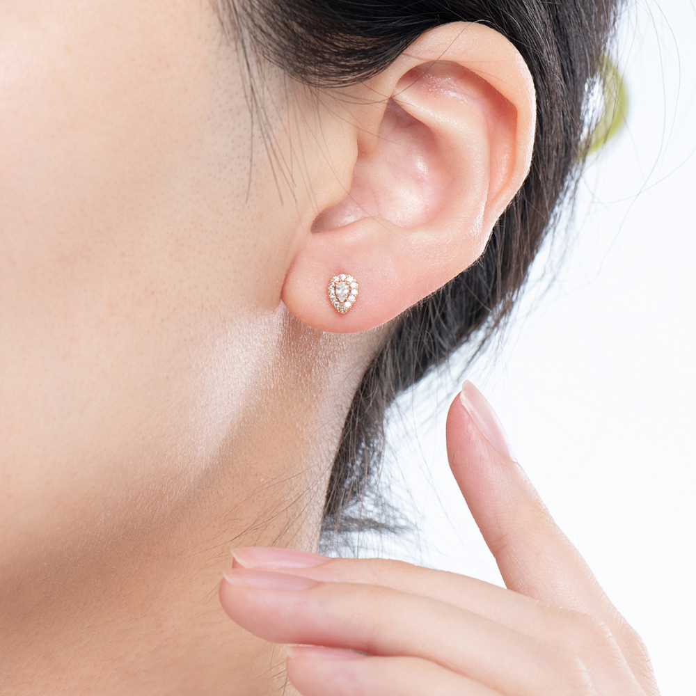 Hallie Teardrop Stud Earrings