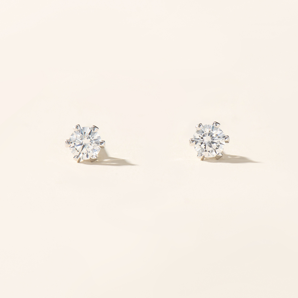 Maddie Solitaire Stud Earrings
