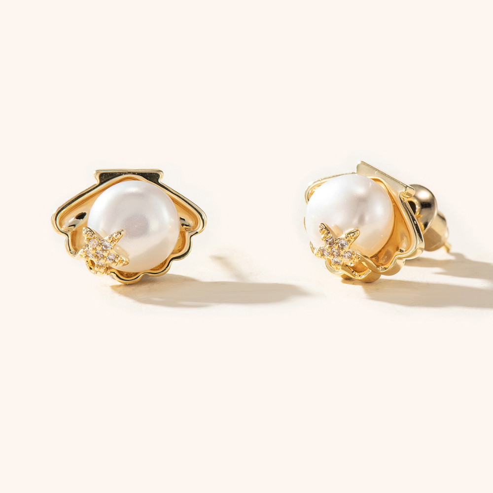 Seryna Seashell Summer Pearl Stud Earrings