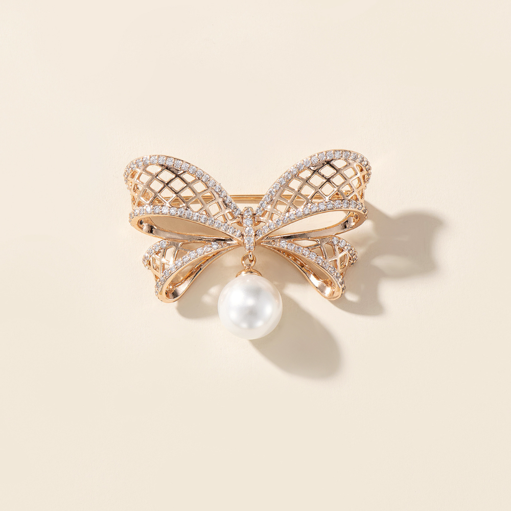 Maggie Ribbon Brooch