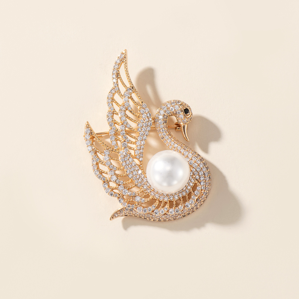 Rina Butterfly Brooch