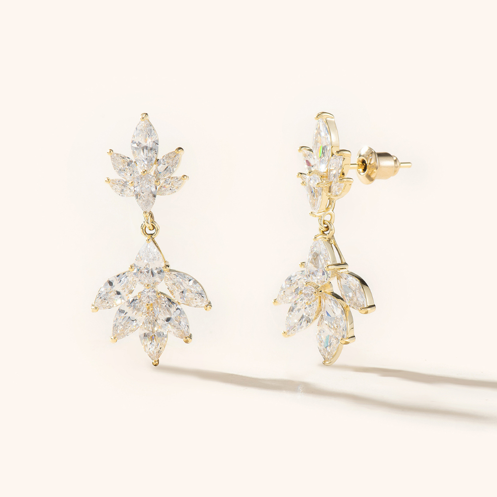Clara Drop Earrings