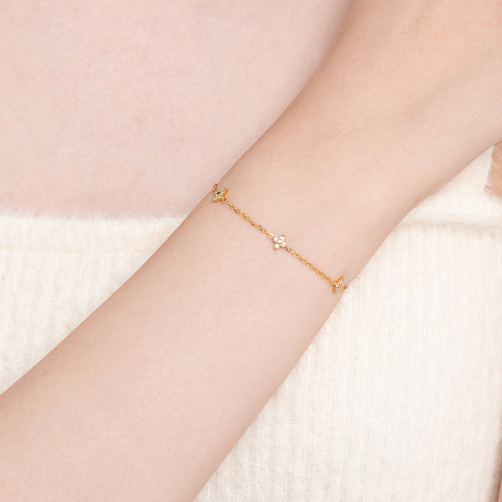 Stainless Steel Annie Dainty Clover Station Bracelet