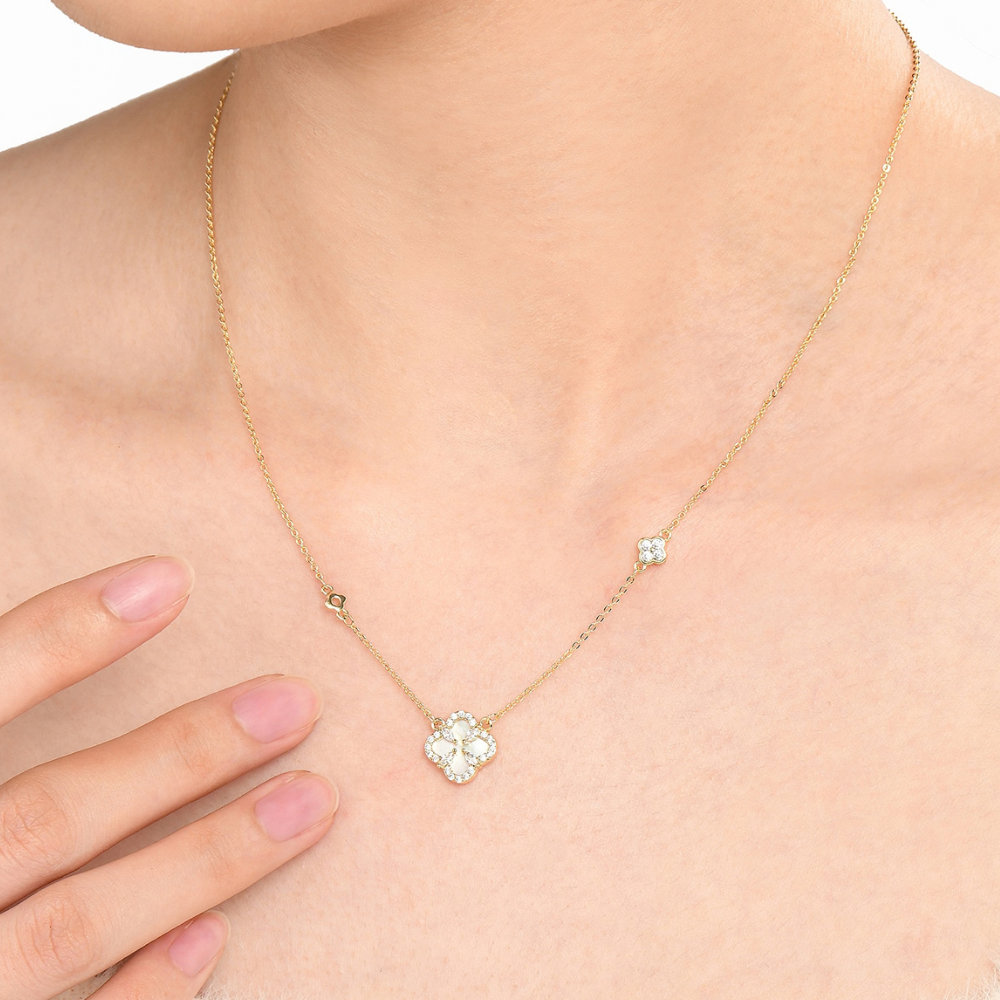 Miley Clover Mother of Pearl Necklace