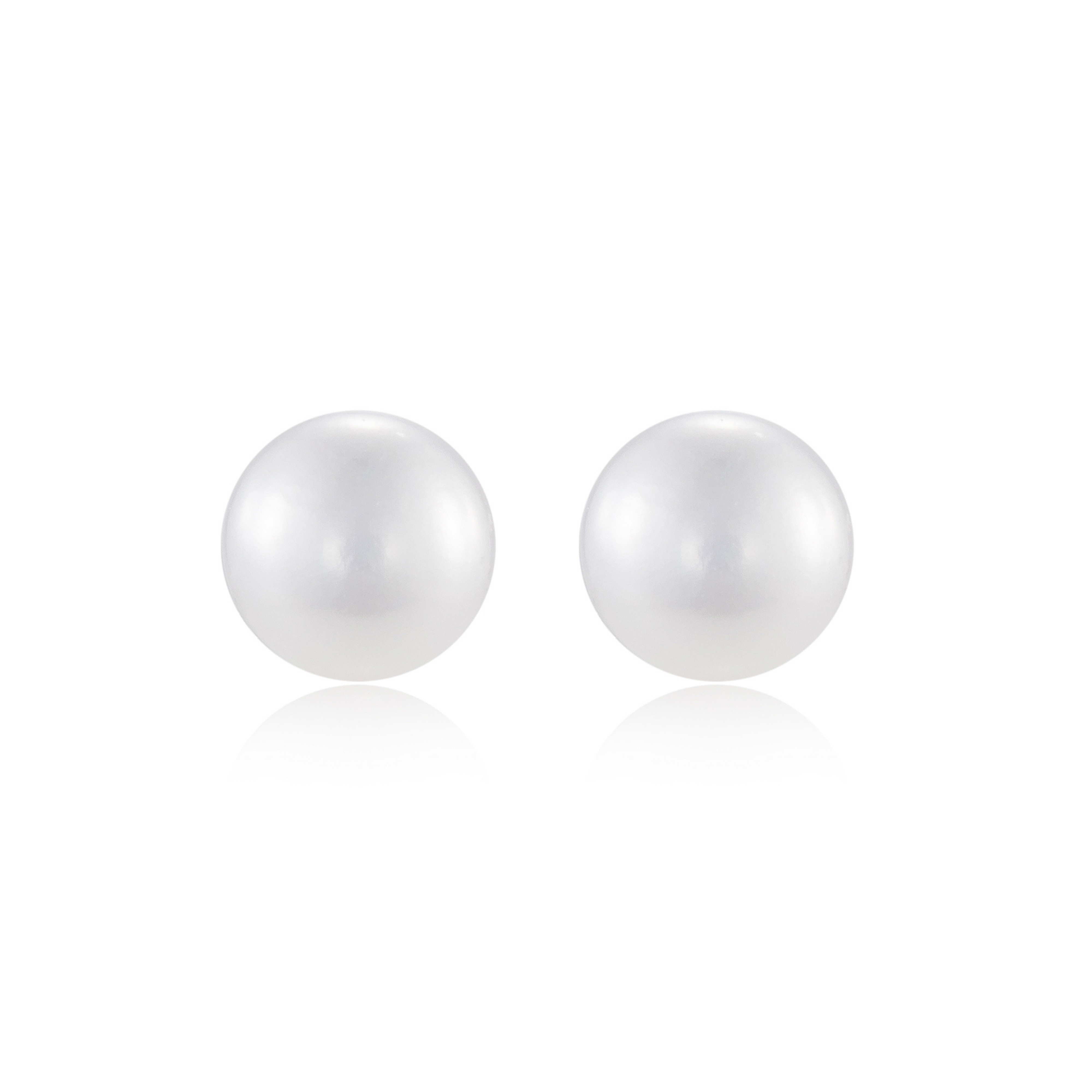 Shea Freshwater Pearl Stud Earrings
