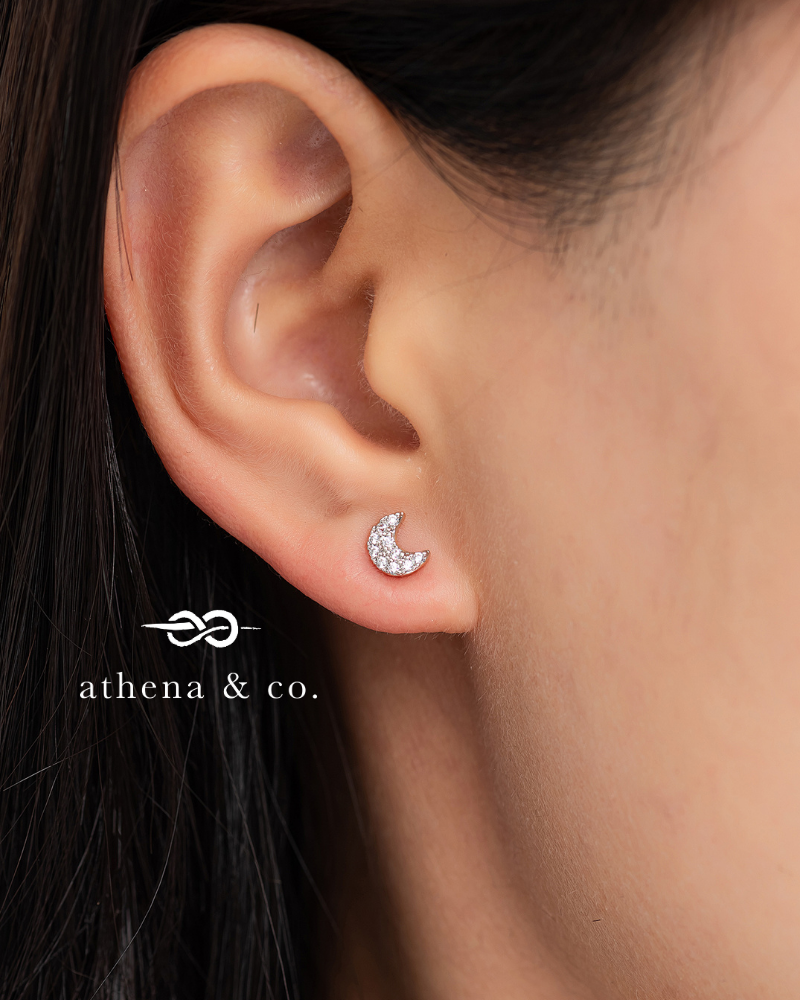 Nola Moon Stud Earrings - Petit