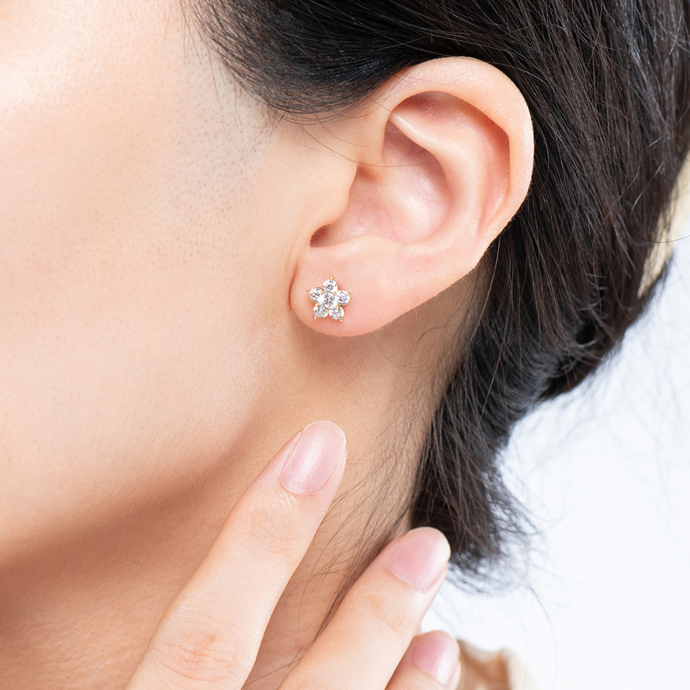 Gia Flower Stud Earrings
