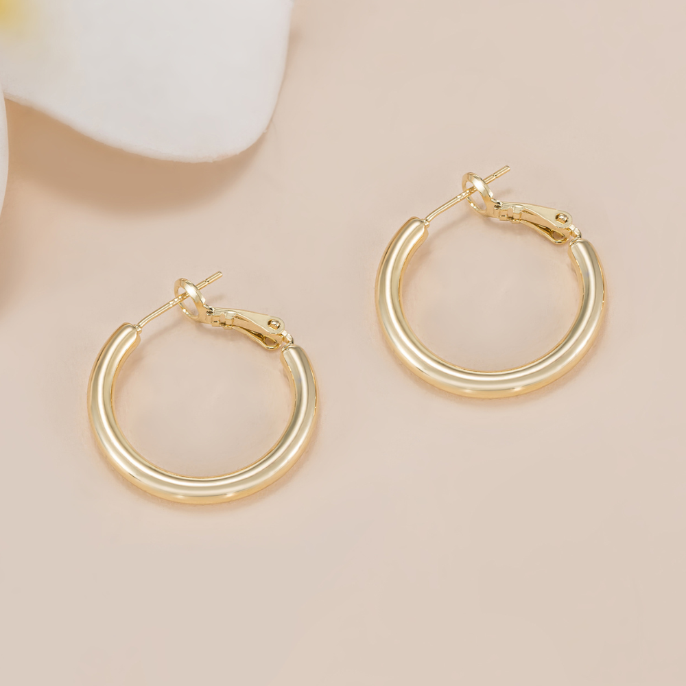 Bobbie Classic Hoop Earrings