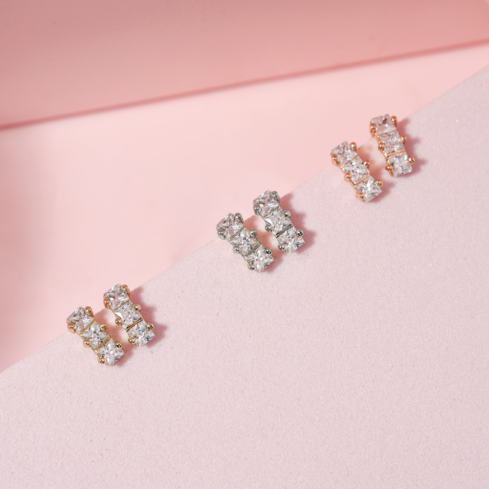 Lia Petit Stud Earrings