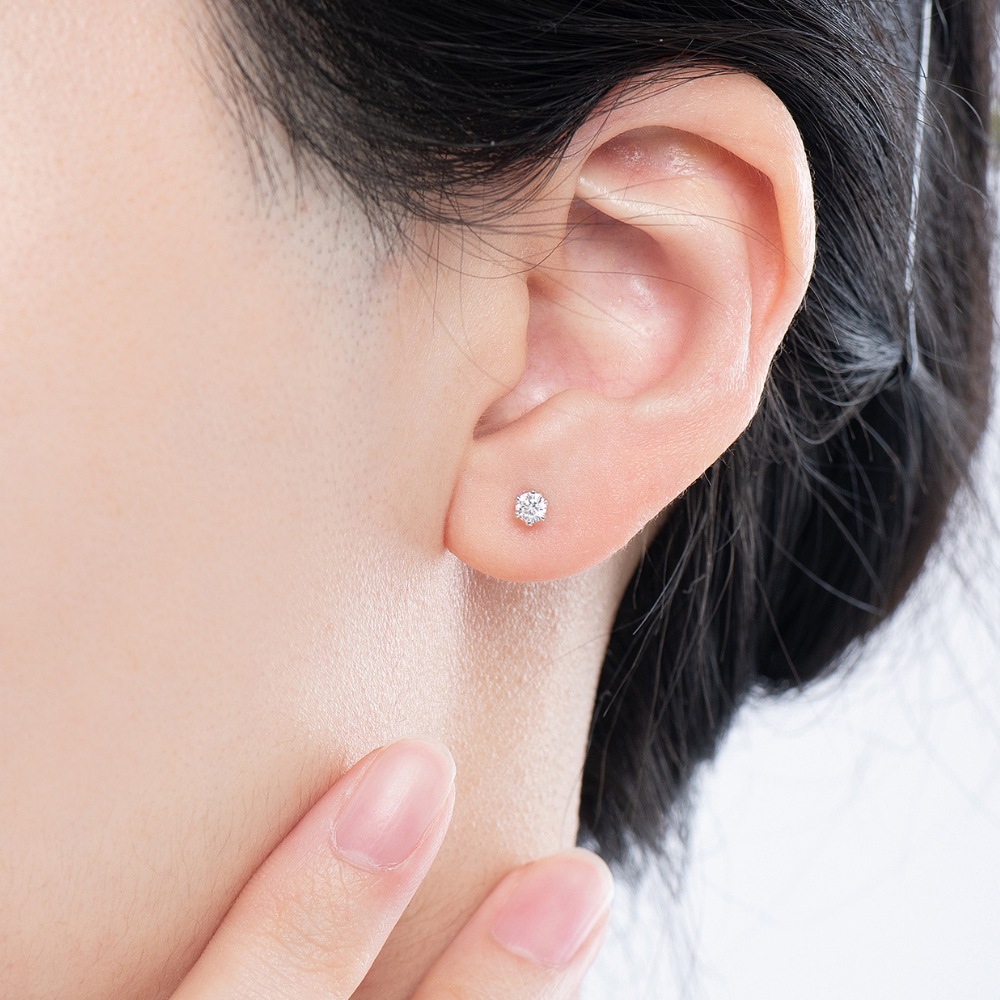 Maddie Solitaire Stud Earrings