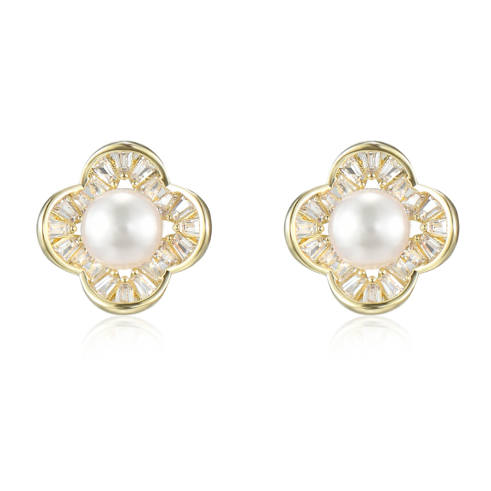 Ellie Freshwater Pearl Flower Stud Earrings