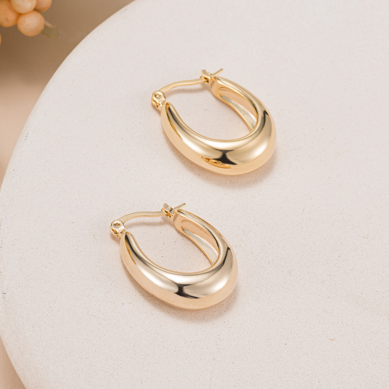 Deia Chunky Hoop Earrings | Athena & Co.