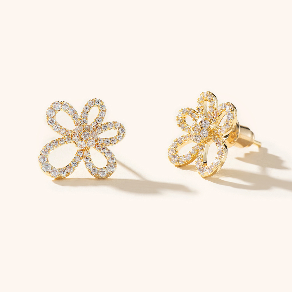 Arin Flower Stud Earrings - 925 Silver Post