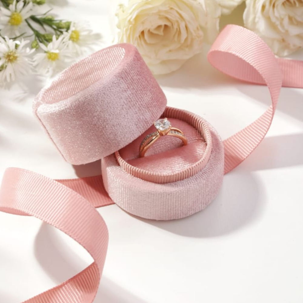 Pink Mini Velvet Box (Jewelry Not Included)