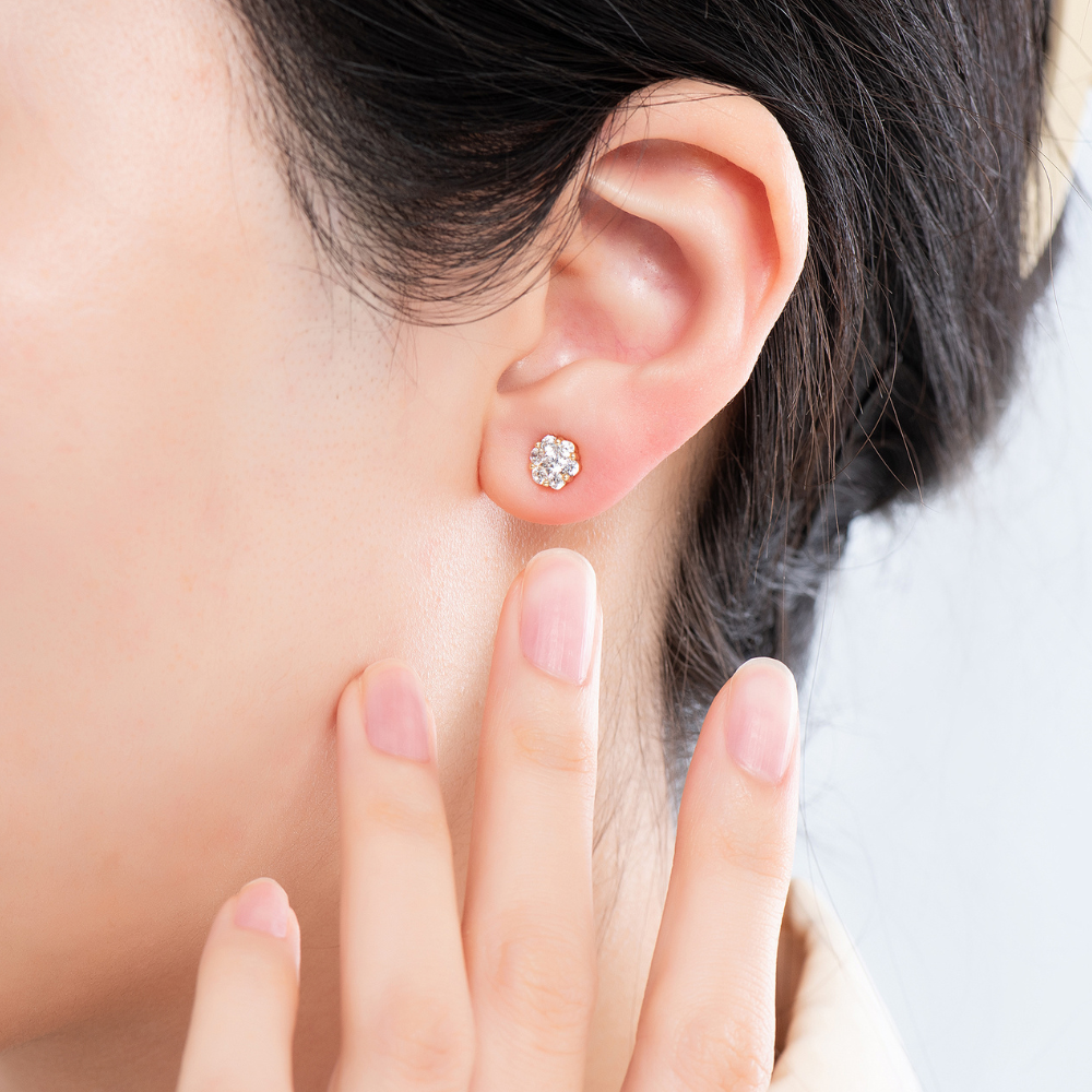 Trish Flower Stud Earrings
