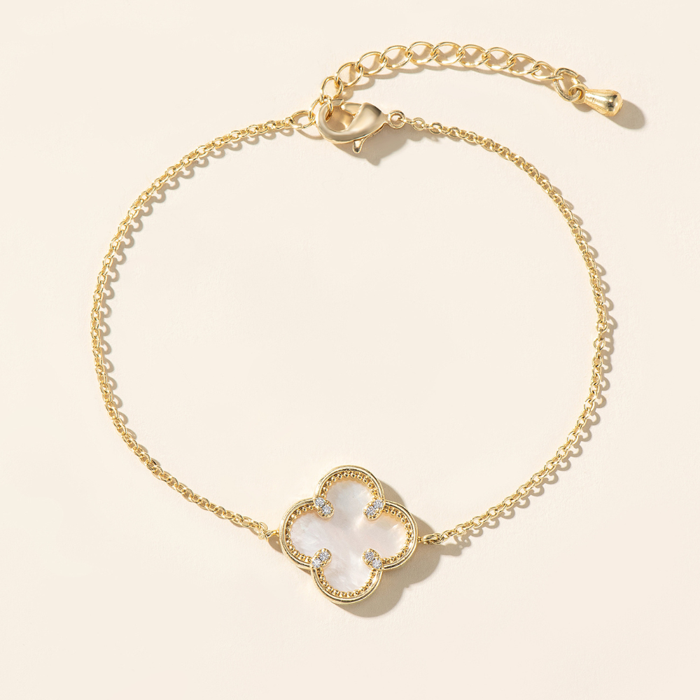 Kaia Clover Bracelet with Mother of Pearl Inlay