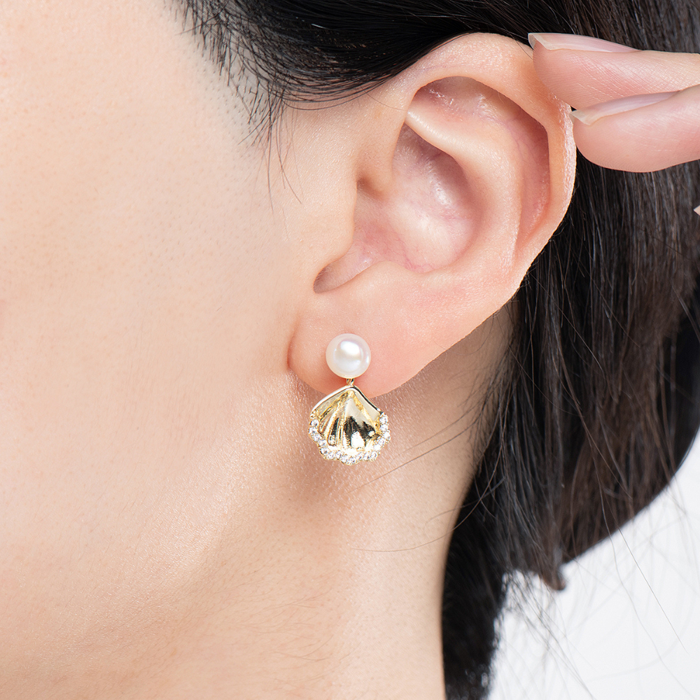 Callie Seashell Summer Pearl Drop Earrings