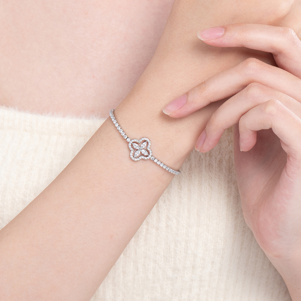 Stainless Steel Dominique Clover Bracelet
