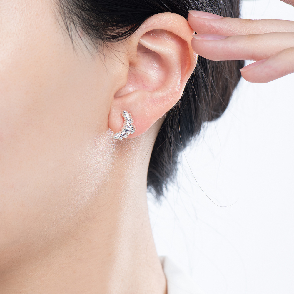 Daria Croissant Earrings