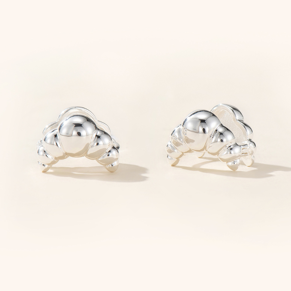 Daria Croissant Earrings