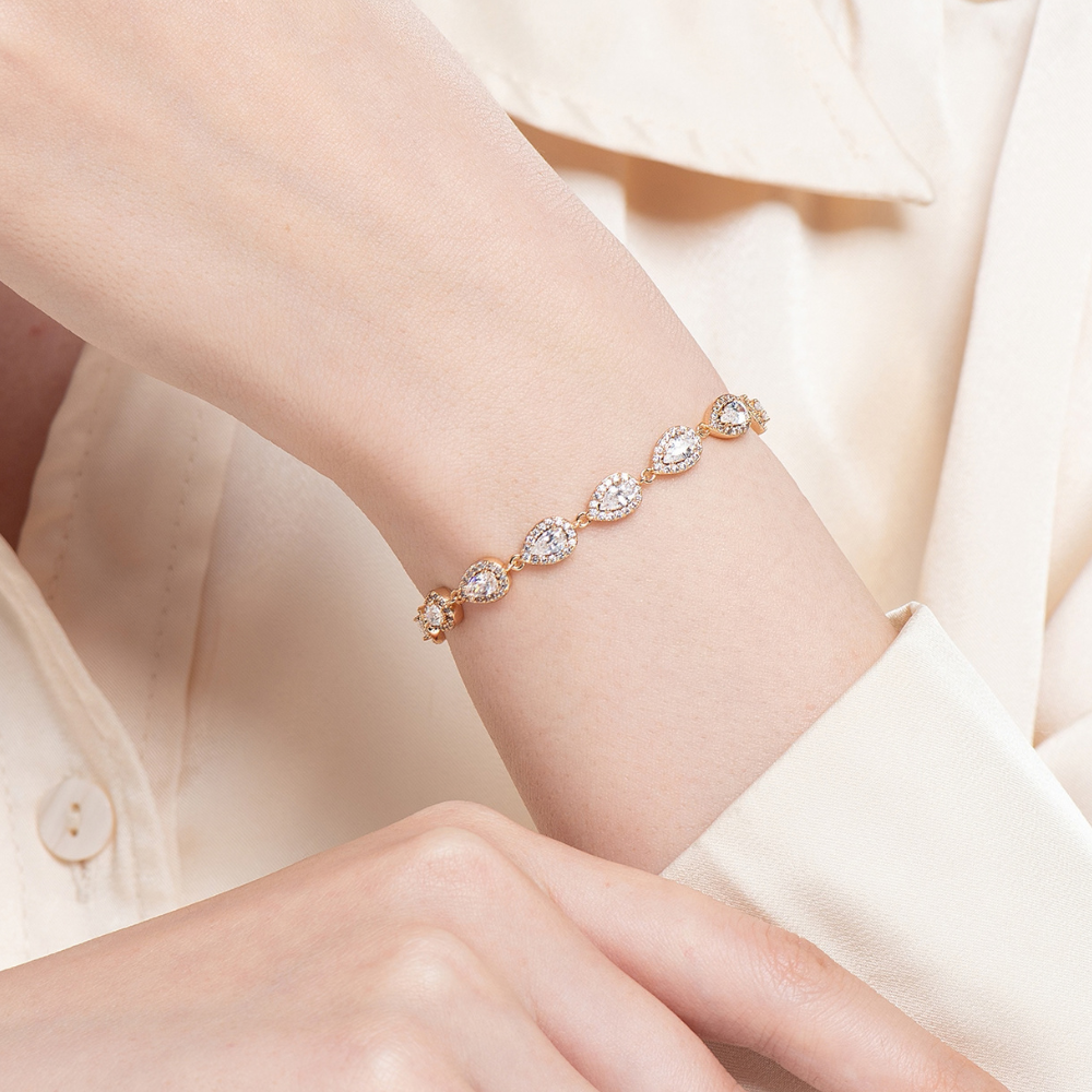 Paisley Pear Cut Tennis Bracelet