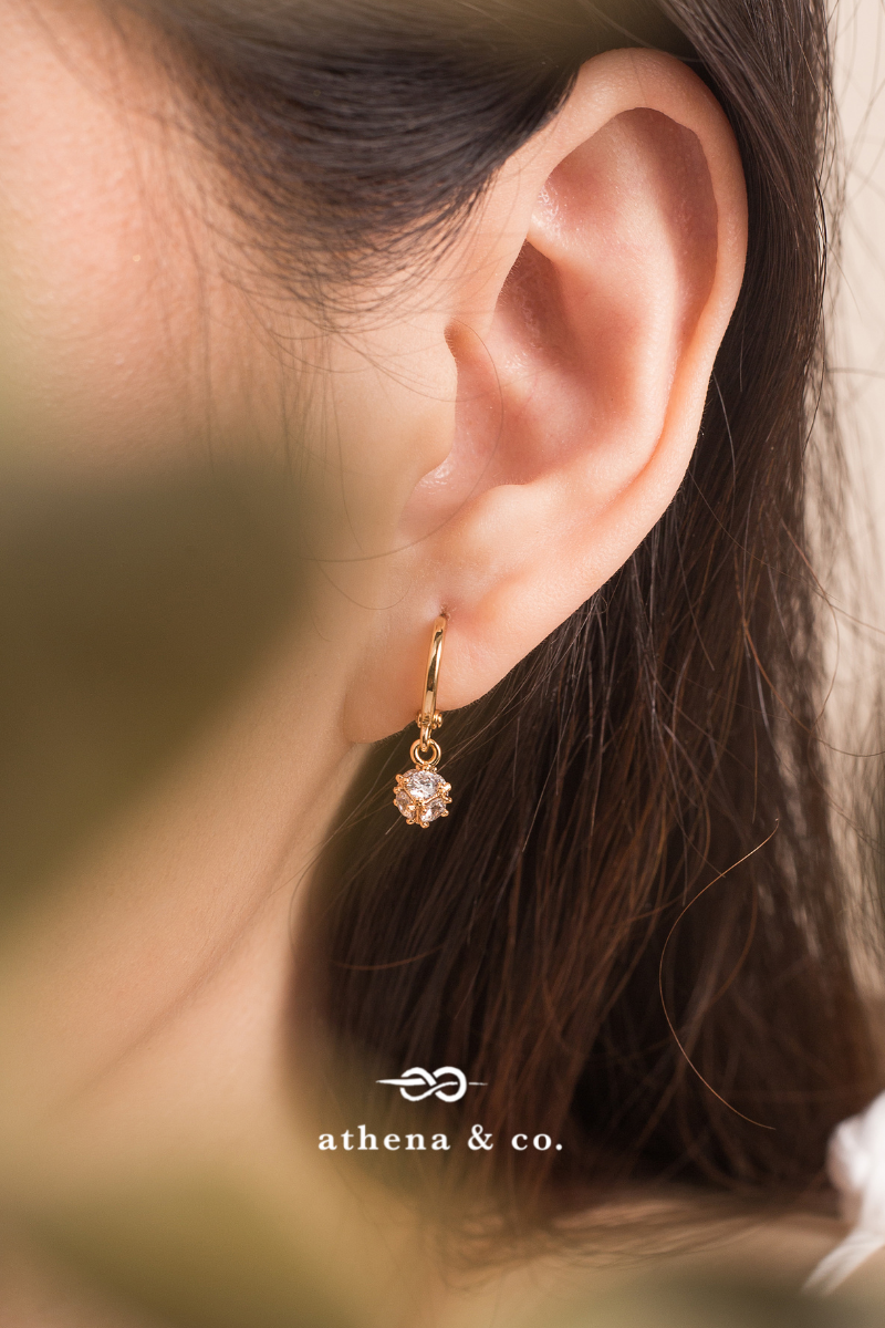 Simone Faceted Cube Hoop Earrings | Athena & Co.